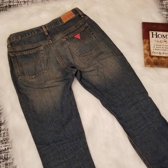 🌻🌺🌻GUESS JEANS WITH LOGO!! - Picture 3 of 6